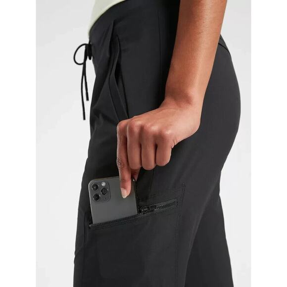 Athleta Women's Tapered Leg Drawstring Black Activewear Venture Pants Size 6 - Picture 4 of 13
